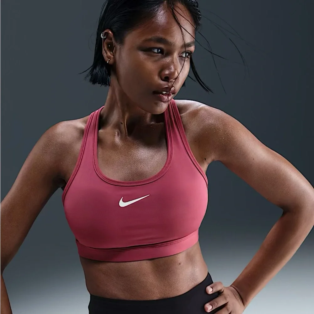 Nike Swoosh Women’s Small Padded Racerback Medium Support Sports Bra Sweet Beet